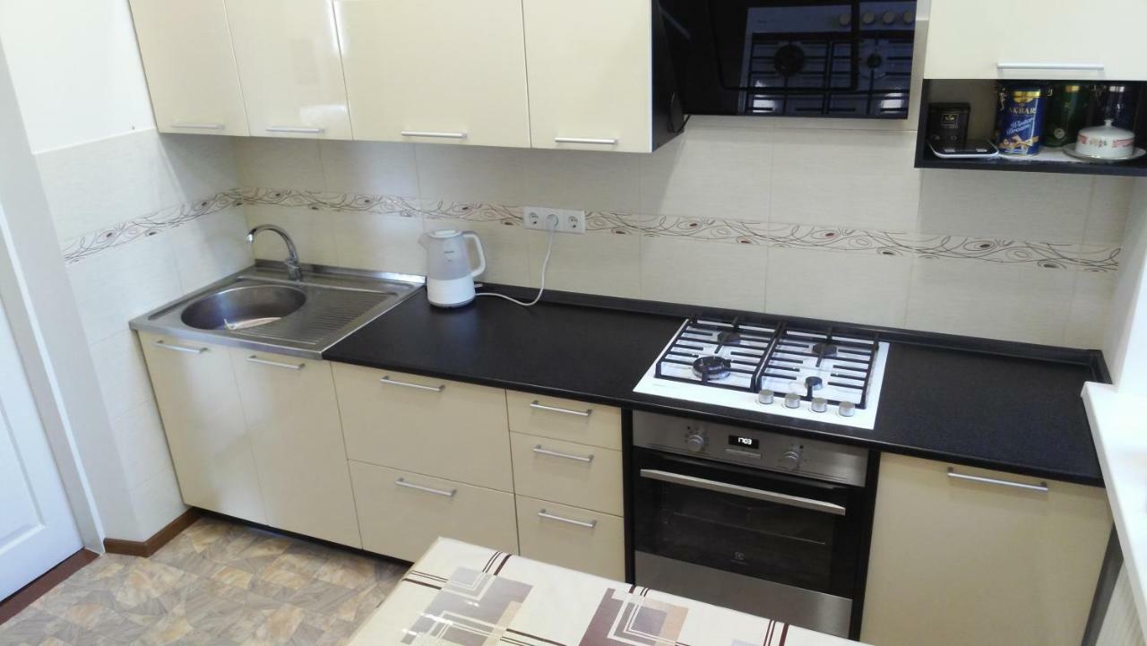 Separate Room Homestay In A Private House, Facilities Shared With Owner Berdychiv 外观 照片